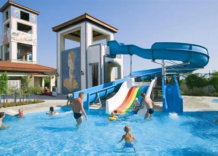 Resort Sural 5*