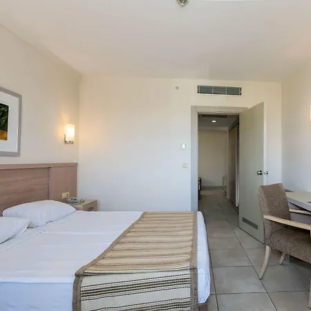 Sural Üdülőközpont 5*