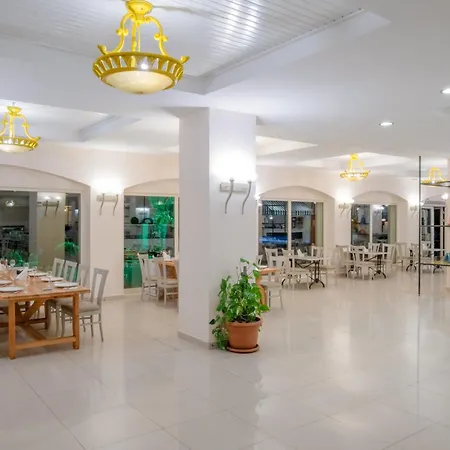 Üdülőközpont Sural Side