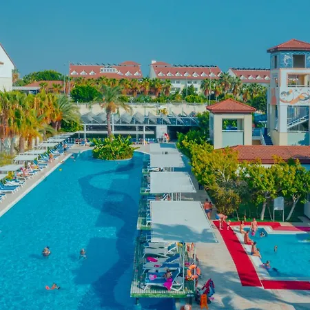 Üdülőközpont Sural 5*