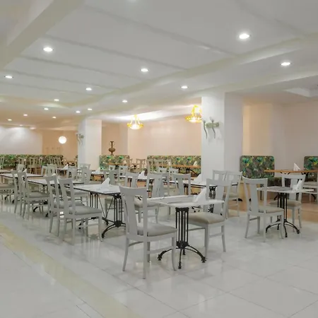 Sural Üdülőközpont 5*