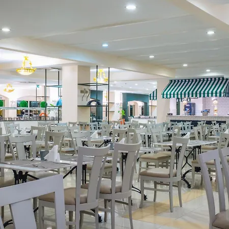 Üdülőközpont Sural 5*