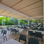苏拉尔度假酒店 5*