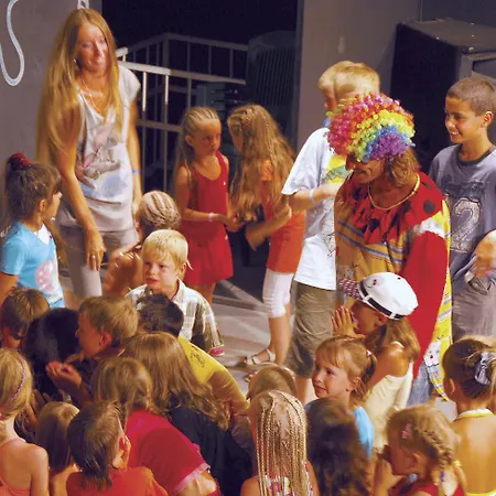 Sural Θέρετρο