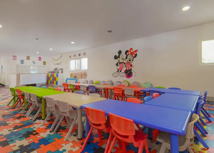 Semesteranläggning (resort) Sural Side